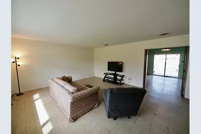 1441 Brazos Street, Graham, TX 76450 - Photo 5