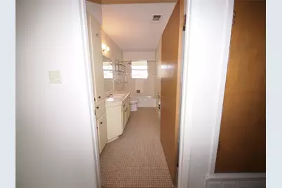 1441 Brazos Street, Graham, TX 76450 - Photo 13