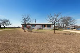 1147 Hill County Rd 1458, Itasca, TX 76055 - Photo 3