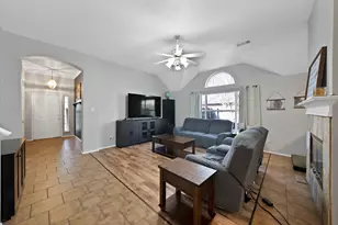 5065 Blanco Dr, Haltom City, TX 76137 - Photo 9