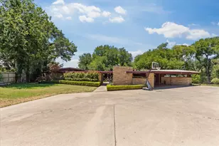 3720 Autumn Dr, Fort Worth, TX 76109 - Photo 3