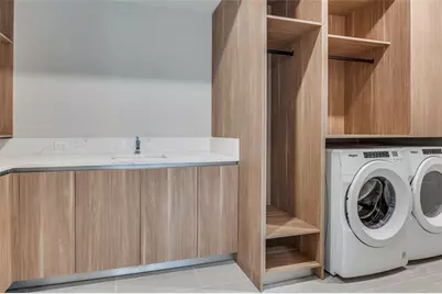 3003 Maple Avenue #2220, Dallas, TX 75201 - Photo 17