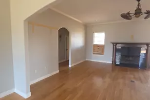 300 Quincy Ln, Weatherford, TX 76087 - Photo 3