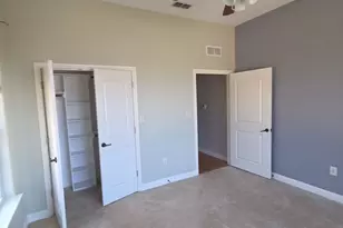 300 Quincy Ln, Weatherford, TX 76087 - Photo 5