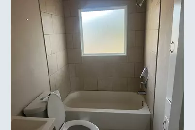 719 North Avenue, Whitesboro, TX 76273 - Photo 5