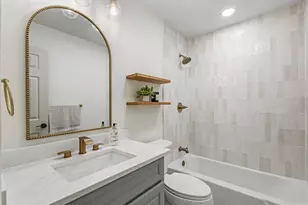 1510 Finley Rd, Irving, TX 75062 - Photo 9