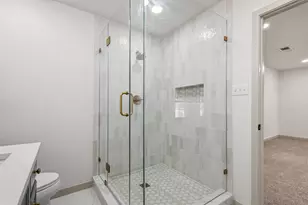 1510 Finley Rd, Irving, TX 75062 - Photo 13