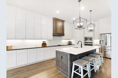 1905 Silver Falls Drive, Burleson, TX 76028 - Photo 11