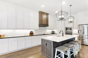 1905 Silver Falls Dr, Burleson, TX 76028 - Photo 11