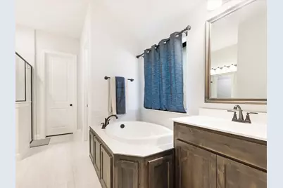 1905 Silver Falls Drive, Burleson, TX 76028 - Photo 15