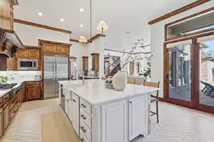 3800 Long Meadow Dr, Flower Mound, TX 75022 - Photo 11