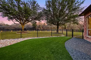 3800 Long Meadow Dr, Flower Mound, TX 75022 - Photo 33