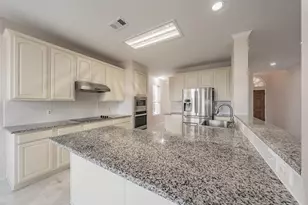 5786 Walnut Creek Dr, Fort Worth, TX 76137 - Photo 9