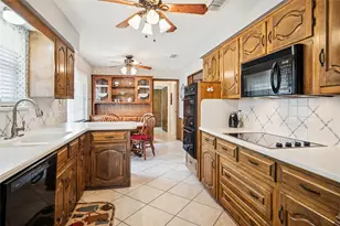 2521 Bengal Ln, Plano, TX 75023 - Photo 11