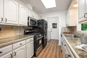 723 Kindred, Richardson, TX 75080 - Photo 7