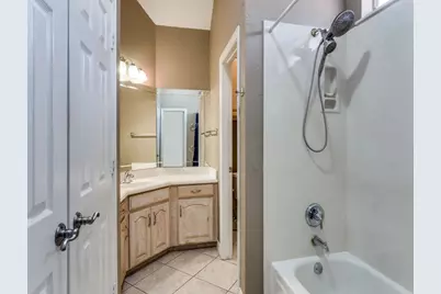 405 Shenandoah Drive, Burleson, TX 76028 - Photo 19