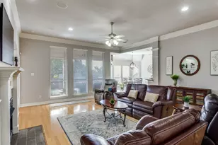 405 Shenandoah Dr, Burleson, TX 76028 - Photo 7