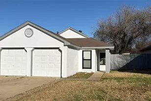 6715 Cuculu Dr, Fort Worth, TX 76133 - Photo 1