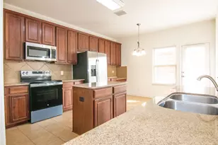 417 Niles Ct, Oak Point, TX 75068 - Photo 11