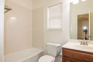 417 Niles Ct, Oak Point, TX 75068 - Photo 17