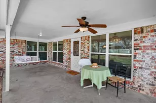 2125 Valleydale Dr, Arlington, TX 76013 - Photo 31