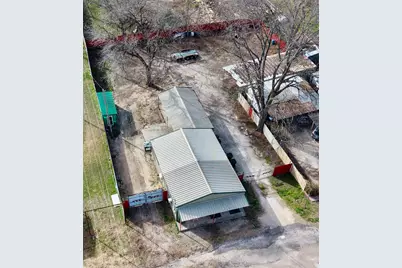 313 E 9th Street, Clifton, TX 76634 - Photo 1