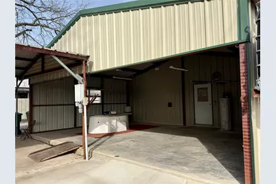 313 E 9th Street, Clifton, TX 76634 - Photo 11