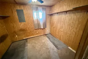 313 E 9th St, Clifton, TX 76634 - Photo 7