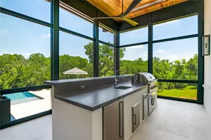 10010 Strait Ln, Dallas, TX 75229 - Photo 21