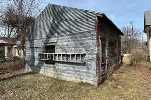 317 E Grand St, Whitewright, TX 75491 - Photo 37