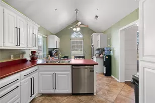 266 Tee Taw Cir, Sherman, TX 75092 - Photo 9