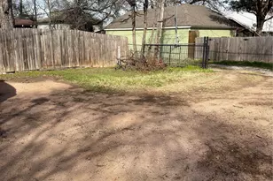 1513 Hurley Ave, Fort Worth, TX 76104 - Photo 19