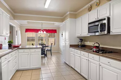 1214 Chaparral Lane, Granbury, TX 76048 - Photo 15