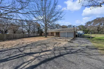 329 Lorene Street, Burleson, TX 76028 - Photo 5