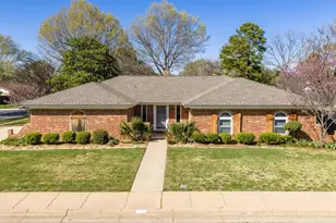 2307 Leonard Ct, Arlington, TX 76015 - Photo 33