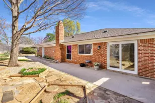 2307 Leonard Ct, Arlington, TX 76015 - Photo 27