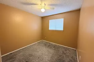 2641 Santa Barbara Dr, Grand Prairie, TX 75052 - Photo 3