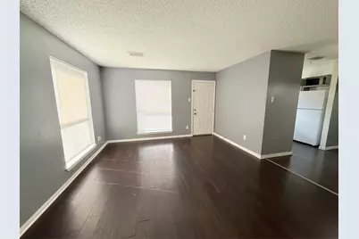 2641 Santa Barbara Drive, Grand Prairie, TX 75052 - Photo 13