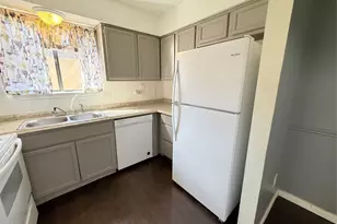 2641 Santa Barbara Dr, Grand Prairie, TX 75052 - Photo 17