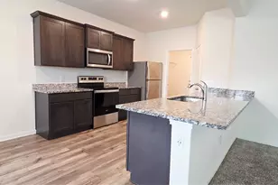 744 Keeneland Dr, Seagoville, TX 75159 - Photo 5