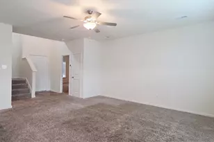 744 Keeneland Dr, Seagoville, TX 75159 - Photo 3