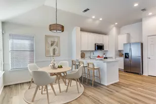 533 Lowery Oaks Trl, Fort Worth, TX 76120 - Photo 3