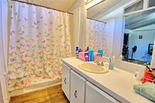 600 E Nelson St, Bowie, TX 76230 - Photo 15