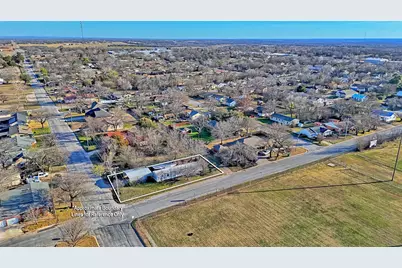 600 E Nelson Street, Bowie, TX 76230 - Photo 31