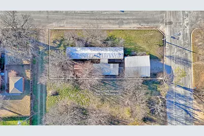 600 E Nelson Street, Bowie, TX 76230 - Photo 29