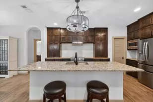 503 Phillips Ct, Mansfield, TX 76063 - Photo 7