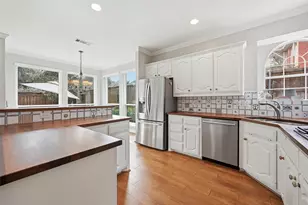 3848 Walden Way, Dallas, TX 75287 - Photo 11