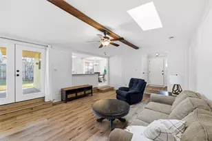 805 Cove Hollow, Irving, TX 75060 - Photo 11