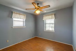 308 Thompson Ct, Saginaw, TX 76179 - Photo 23