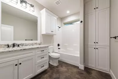 905 S Smith Street, Ennis, TX 75119 - Photo 13